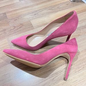 Brand new pink Manolo Blahnik high heels size 37.5 never wore  good condition